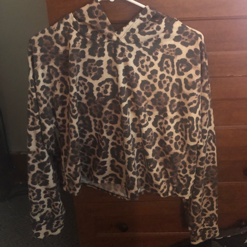 cheetah print crop top thin sweatshirt